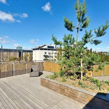 Апартаменты Cozy And Modern In The Heart Of *