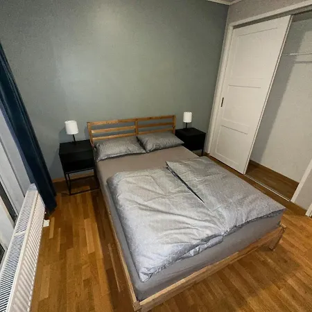 Cozy And Modern In The Heart Of